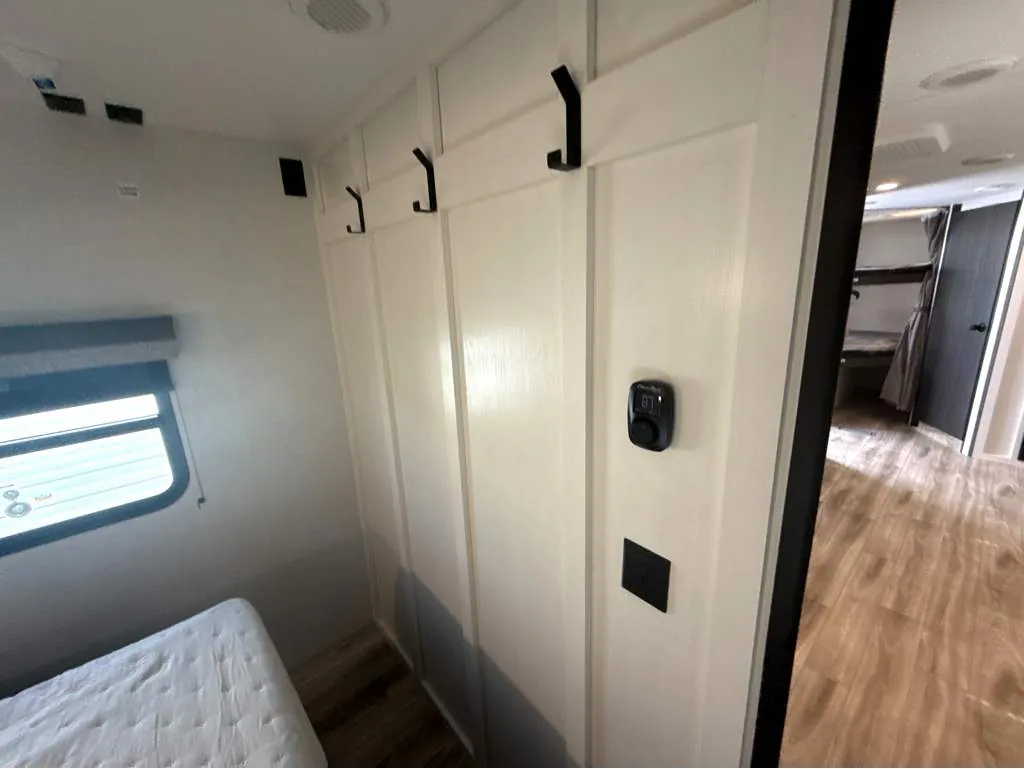 2027 Venture RV Sienna SA271VBH, Photos photo 30