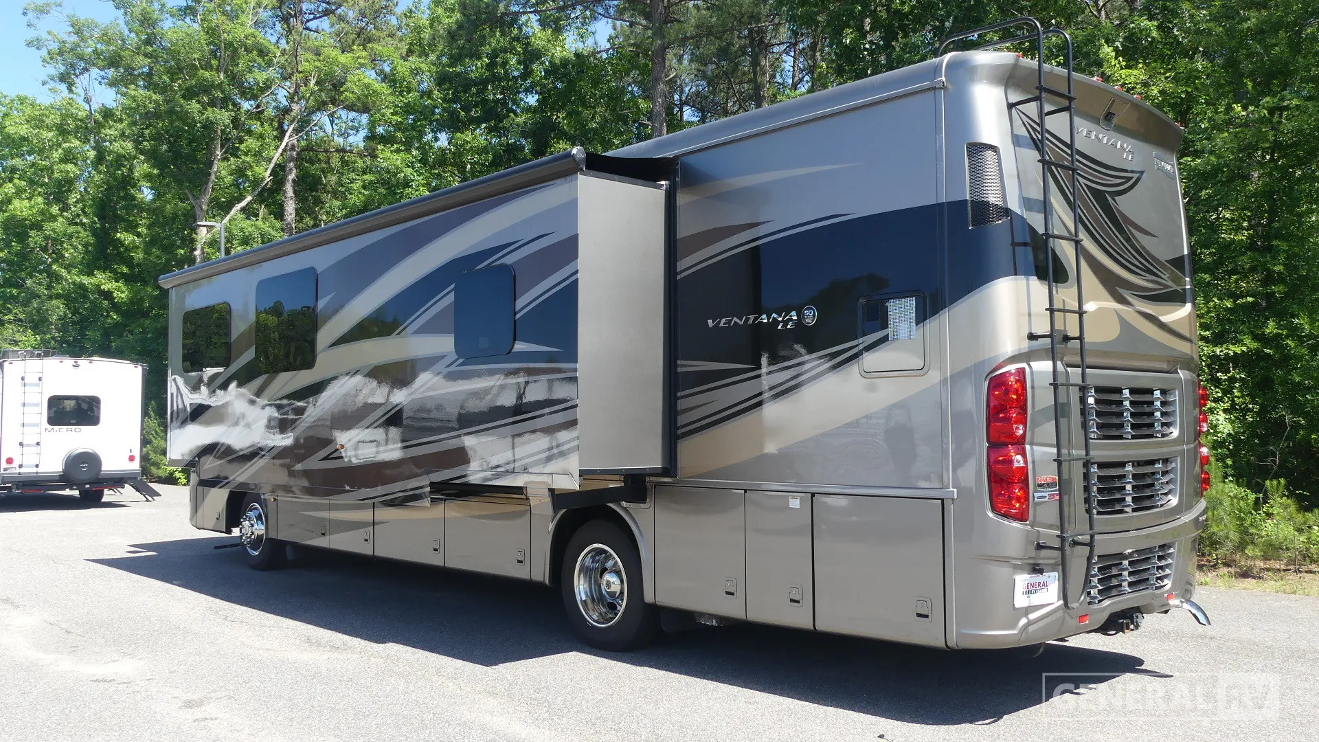 2018 Newmar Ventana LE 3709 - Photo 4