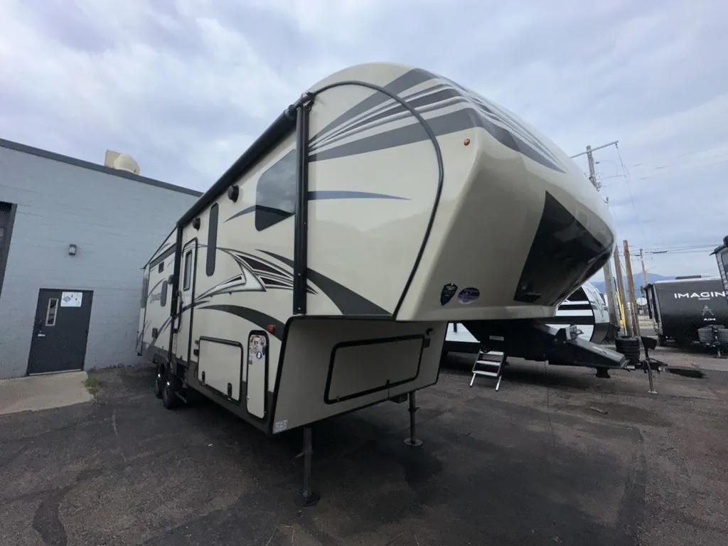 2017 Prime Time Crusader 295RST