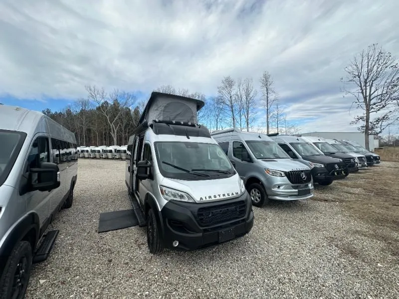 2026 Airstream Rangeline New    Pop-Top - Photo 2