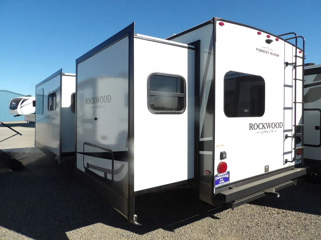 2027 Forest River Rockwood Ultra Lite 2608BS, Photos photo 6