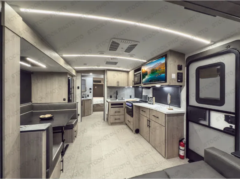 2026 Grand Design Imagine 2500RL - Photo 4