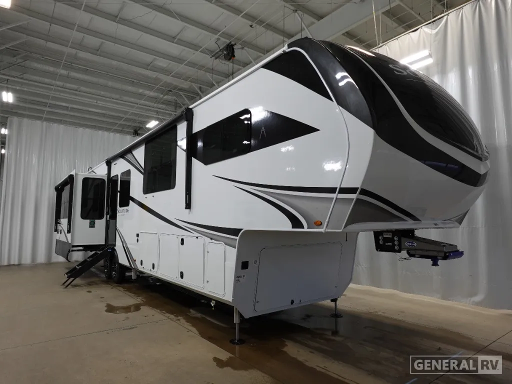 2025 Grand Design Solitude 388MBS - Photo 2