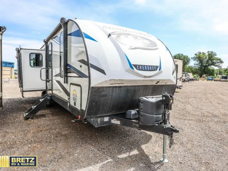2022 Forest River Cherokee Alpha Wolf 26RL - Photo 2