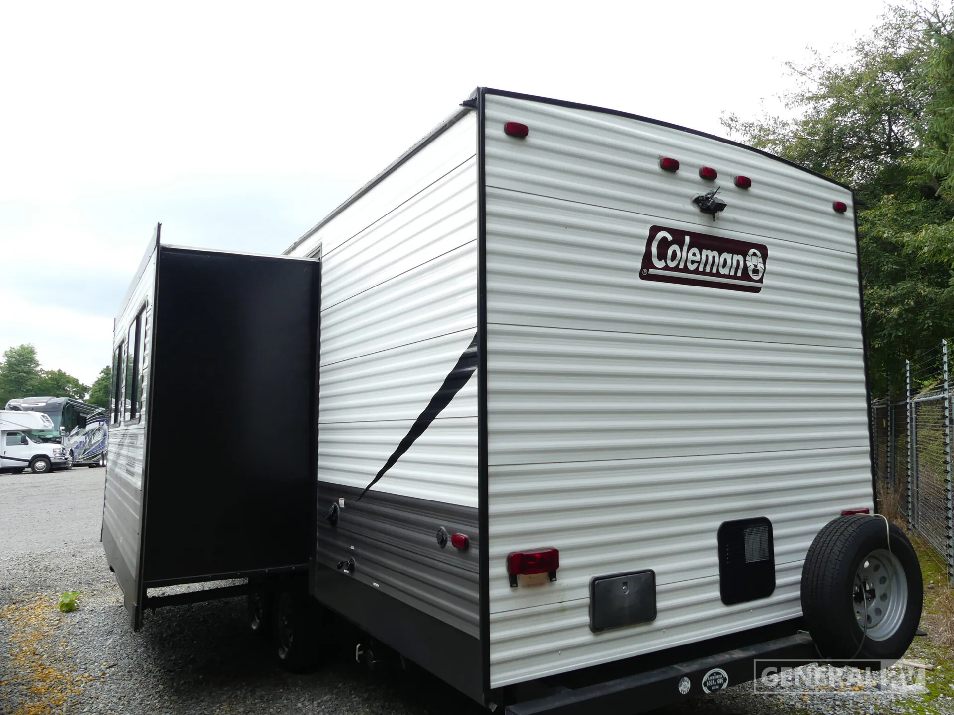 2021 Dutchmen Coleman Lantern LT 262BH - Photo 3