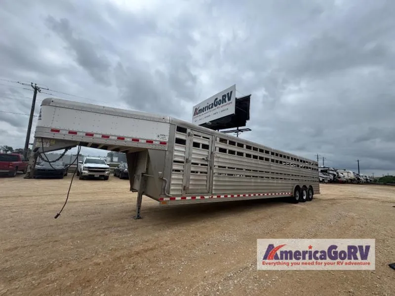 2019 STOCK TRAILER ELITE TRAILER - Main photo