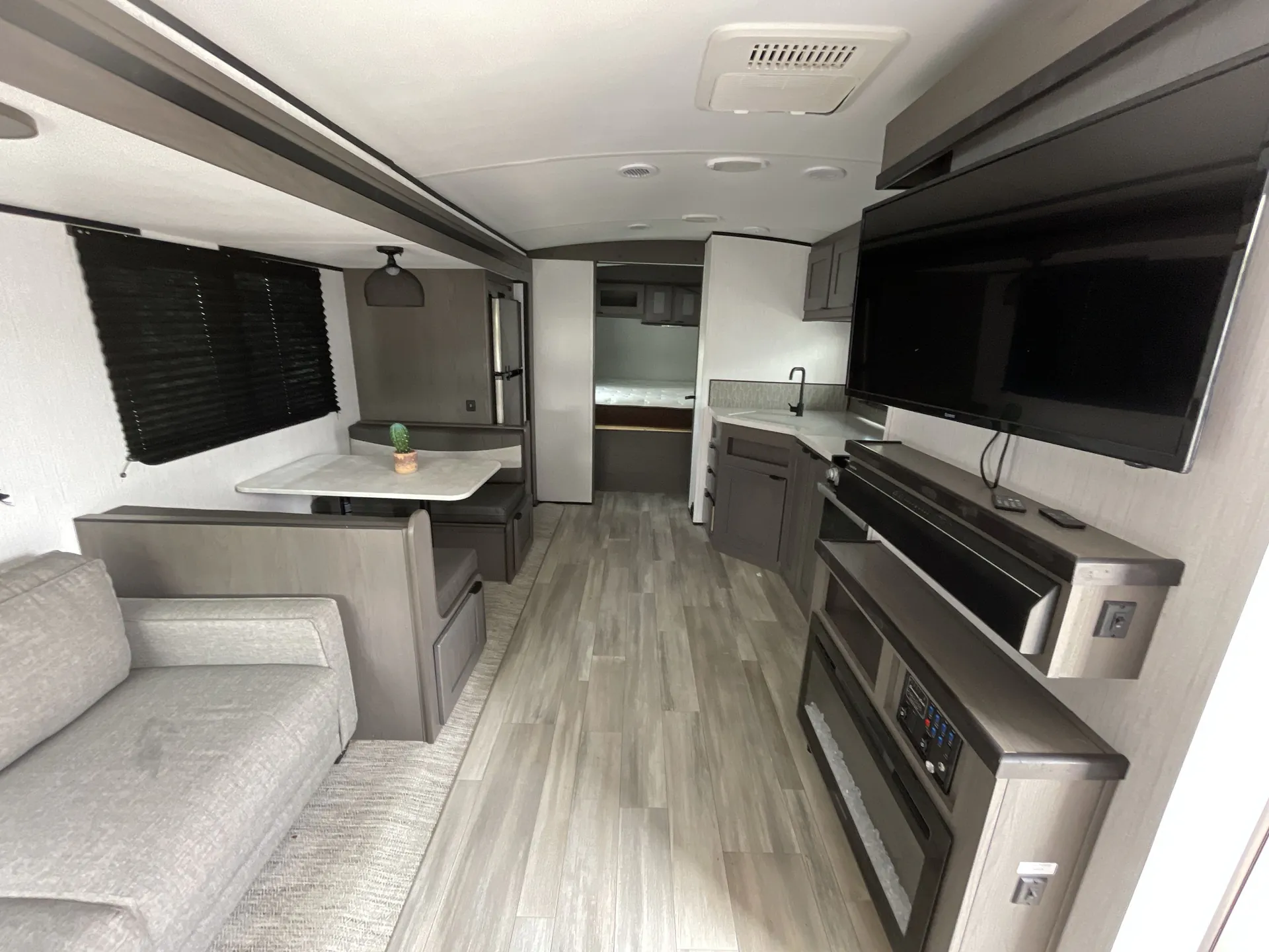 2022 Cruiser RV Embrace EL280 — living area main