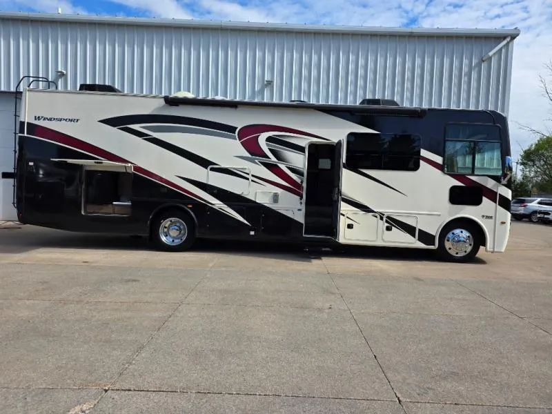 2022 Thor Motor Coach Windsport 34J - Photo 4
