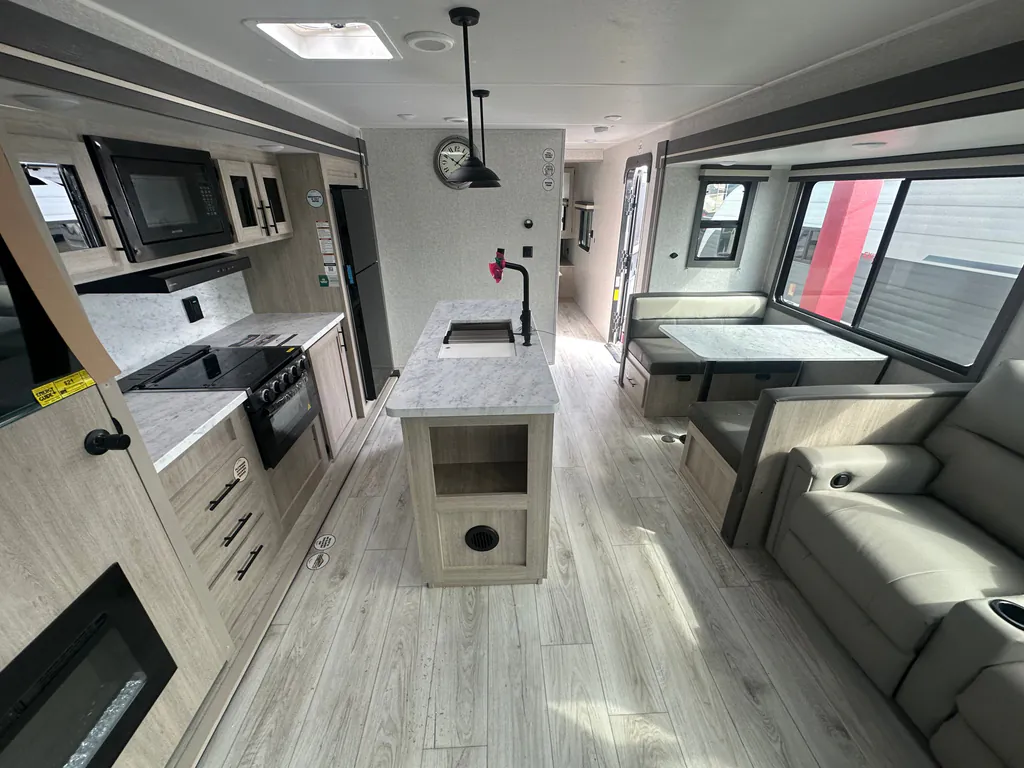 2026 East to West Della Terra 272RL, Photos photo 20
