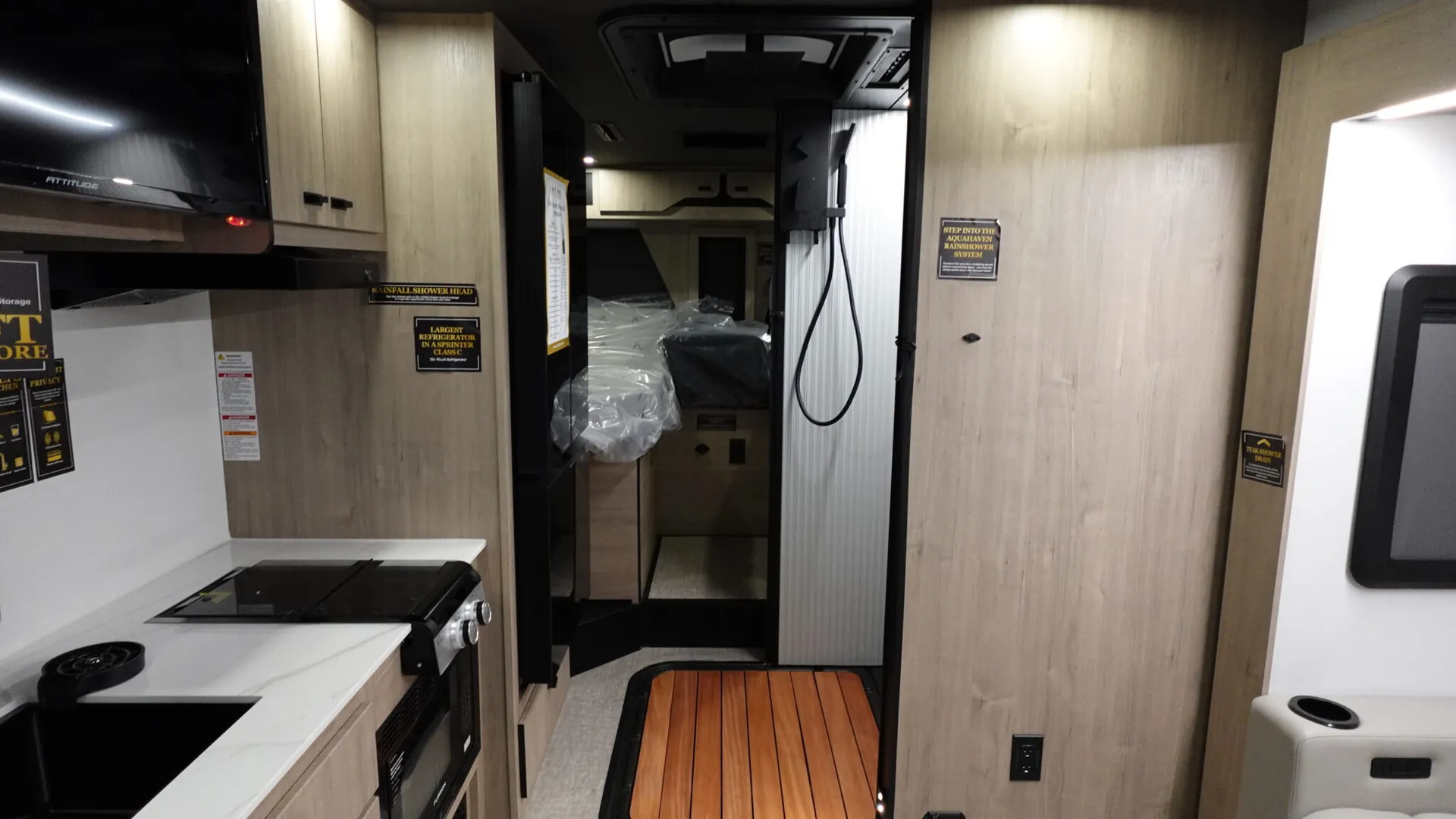 2026 Grand Design Lineage Series M 25TK - Photo 3