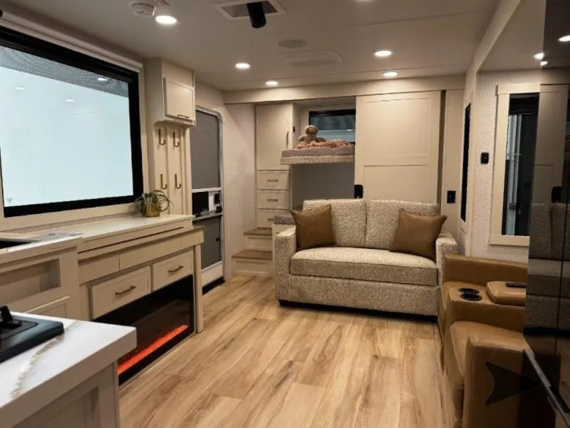 2026 Brinkley Model I 294 - Photo 4