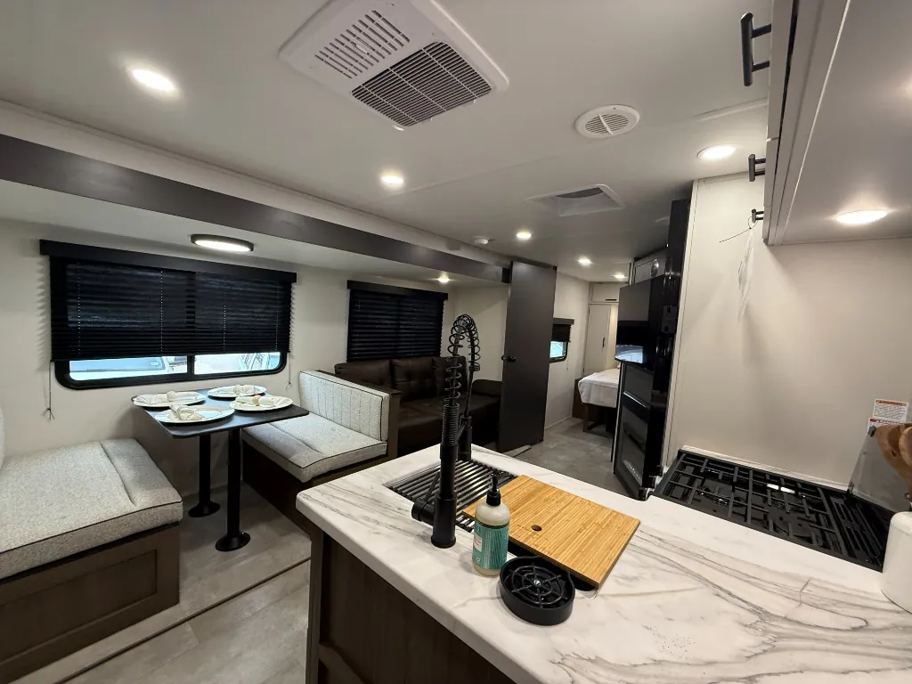 2027 Forest River Tracer 275BH, Photos photo 10