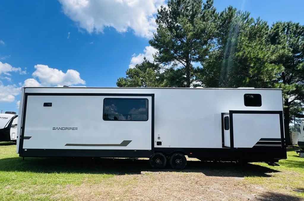 2026 Forest River Sandpiper 422FKL - Photo 4