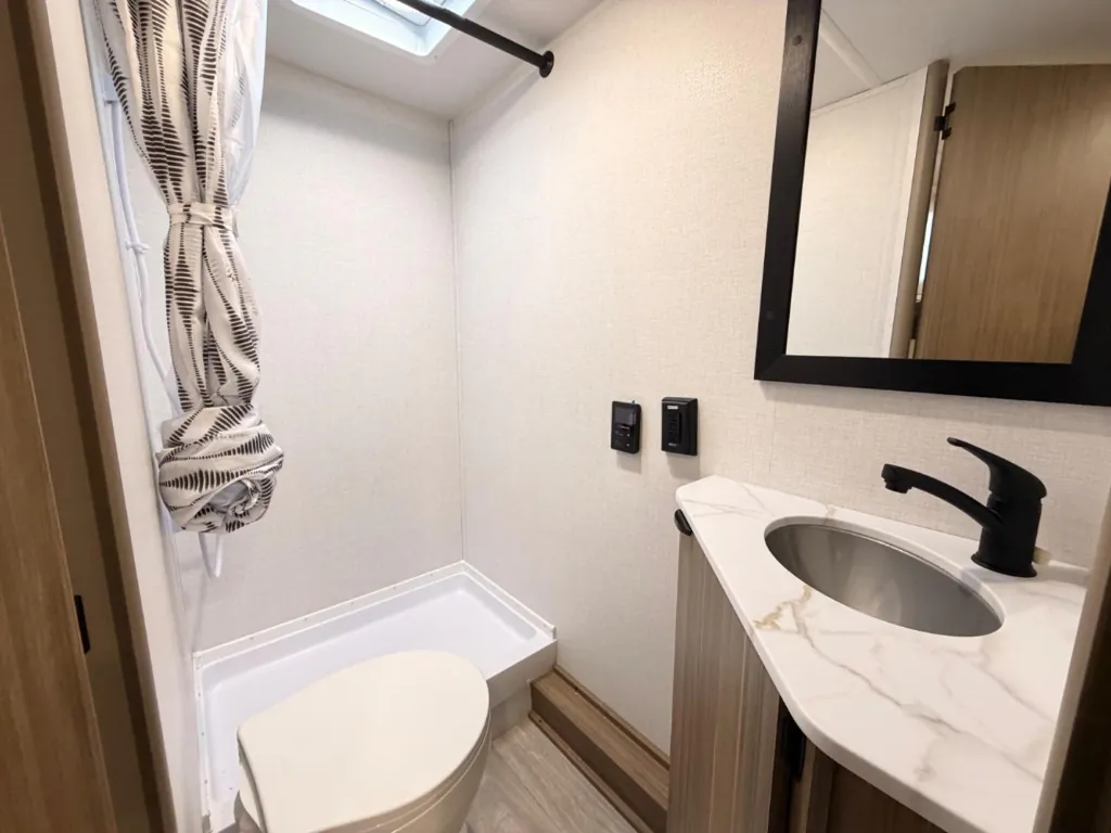2027 Forest River Wildwood FSX 178BH, Photos photo 18