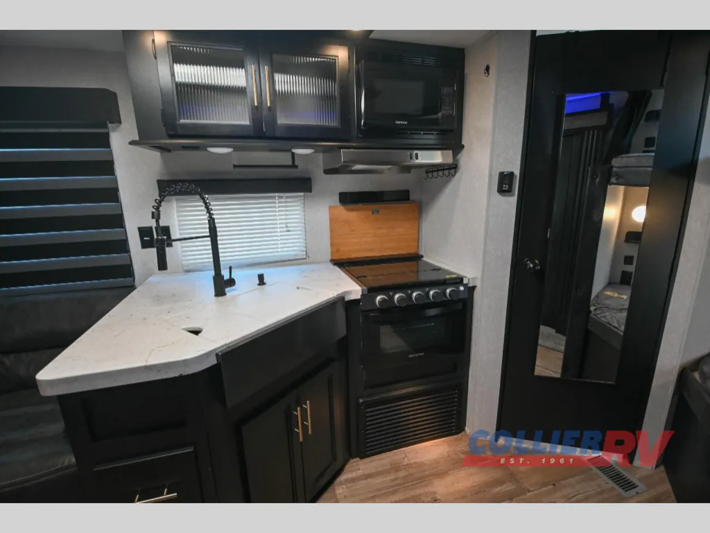 2021 Forest River Cherokee 274BRB, Photos photo 6