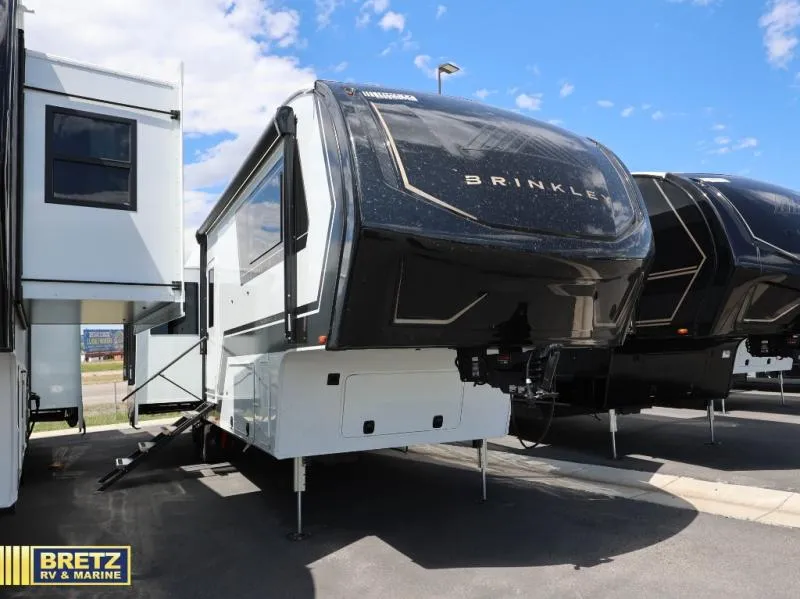 2026 Brinkley Model Z 3100 - Photo 2