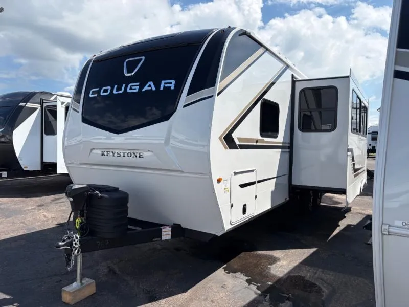 2027 Keystone RV Cougar Half-Ton 26LBW - Photo 4