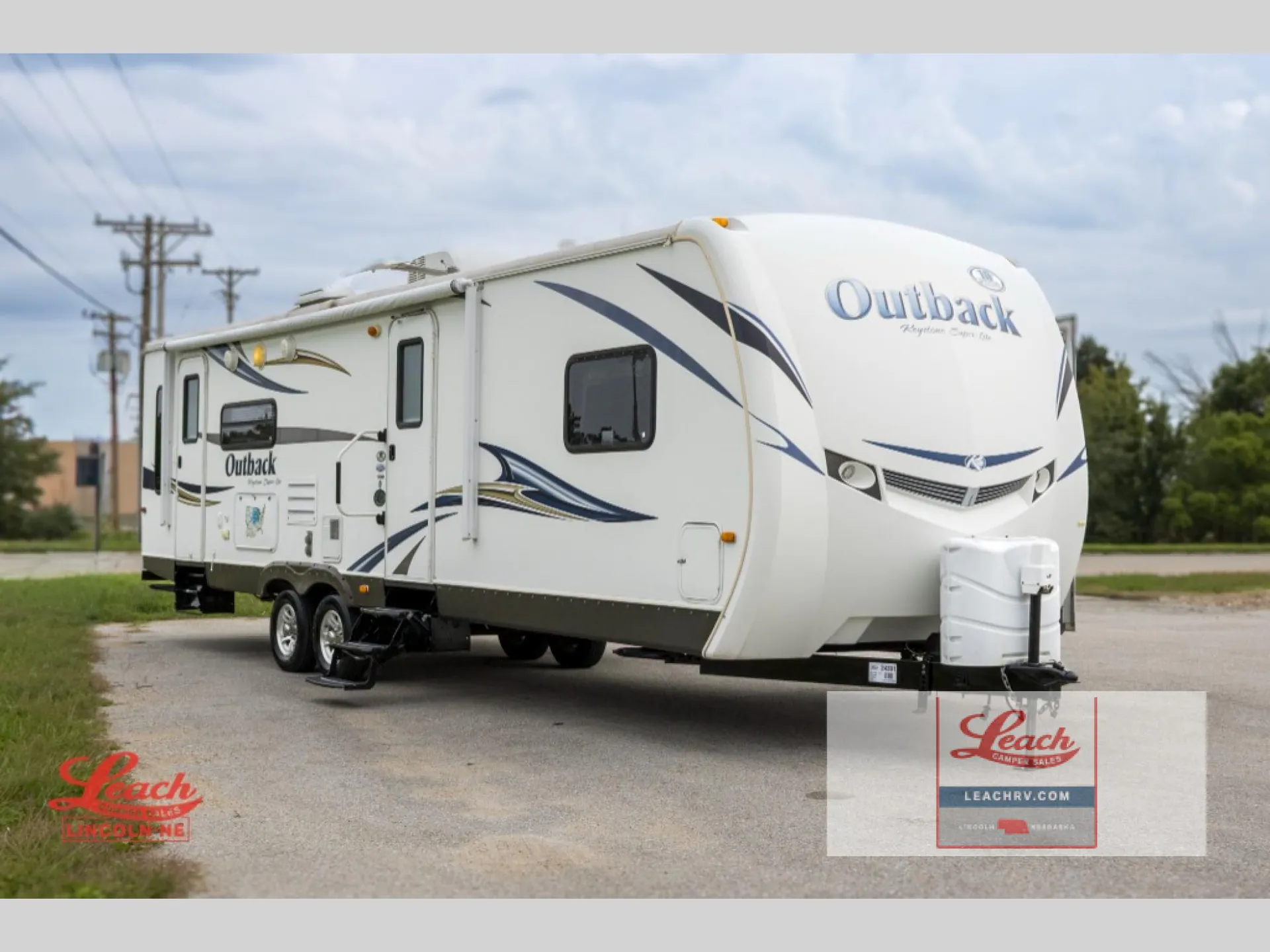 2012 Keystone Outback 277RL - Photo 2