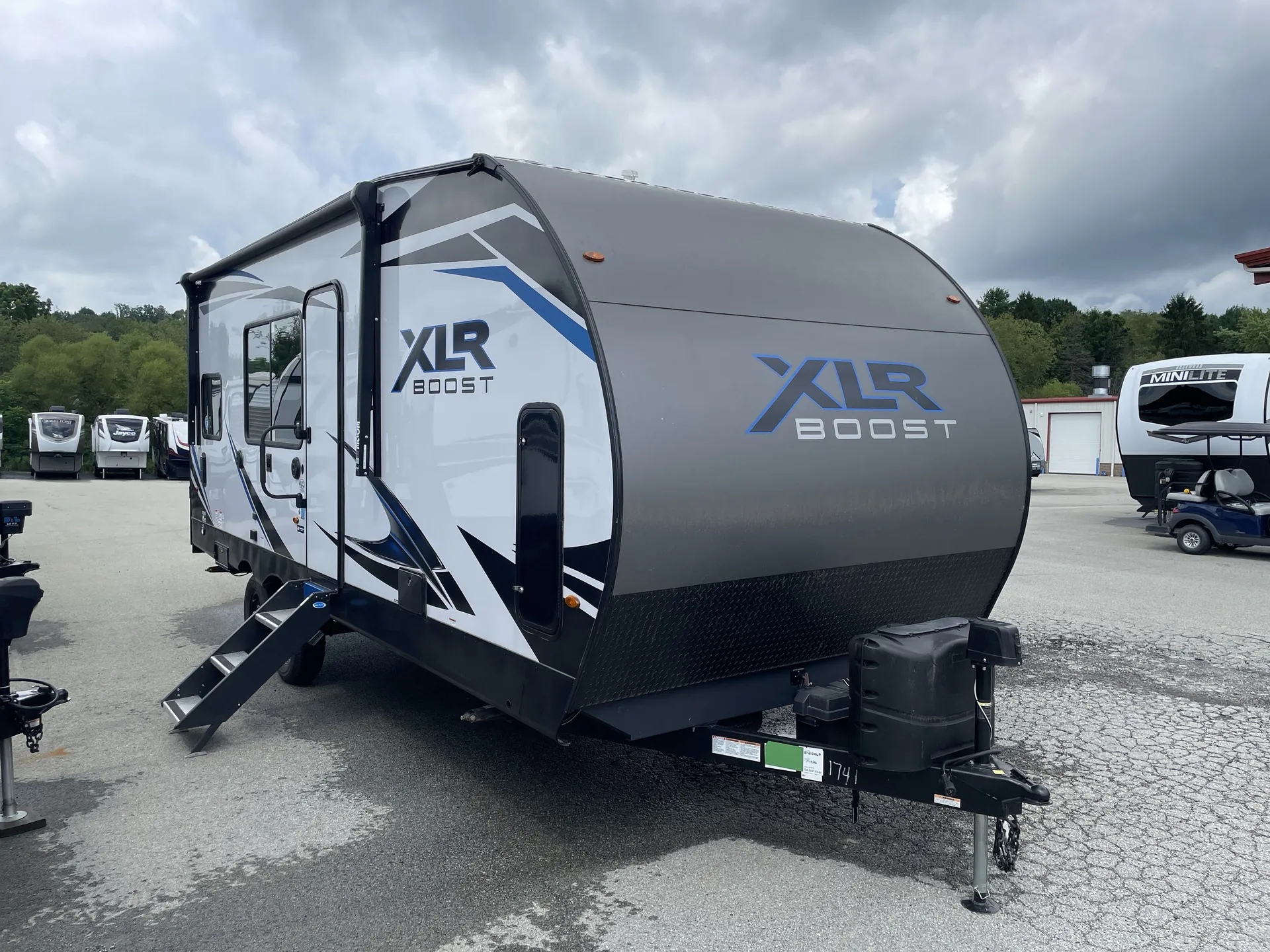 2023 Forest River XLR Boost 21XLRX - Photo 2