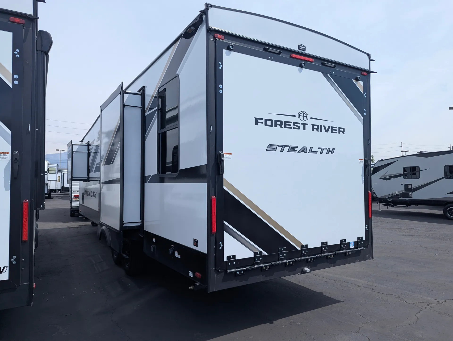 2026 Forest River Stealth 2600 - Photo 4