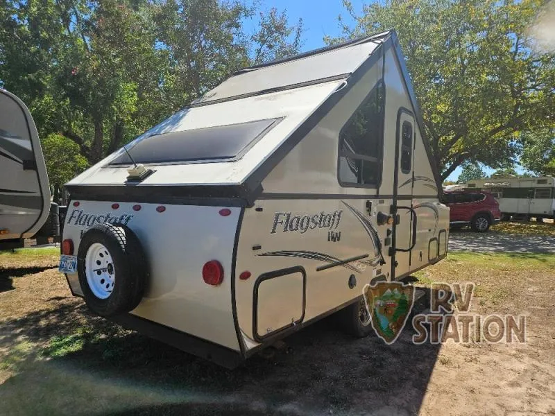 2019 Forest River RV FLAGSTAFF 21QBHW - Photo 4