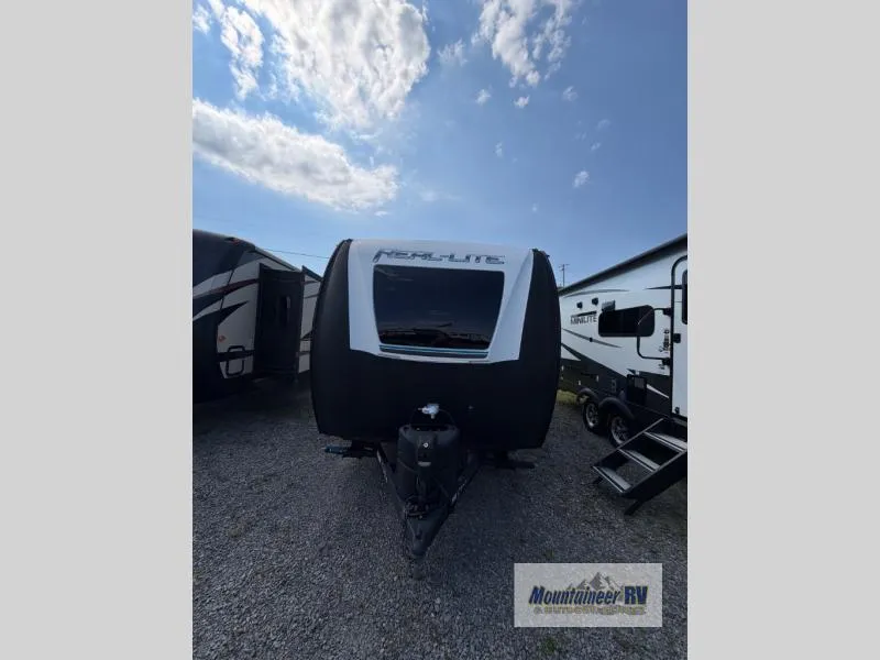 2022 Palomino Real-Lite 186 - Photo 3