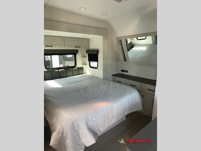 2026 Grand Design Momentum G-Class 25G - Photo 3