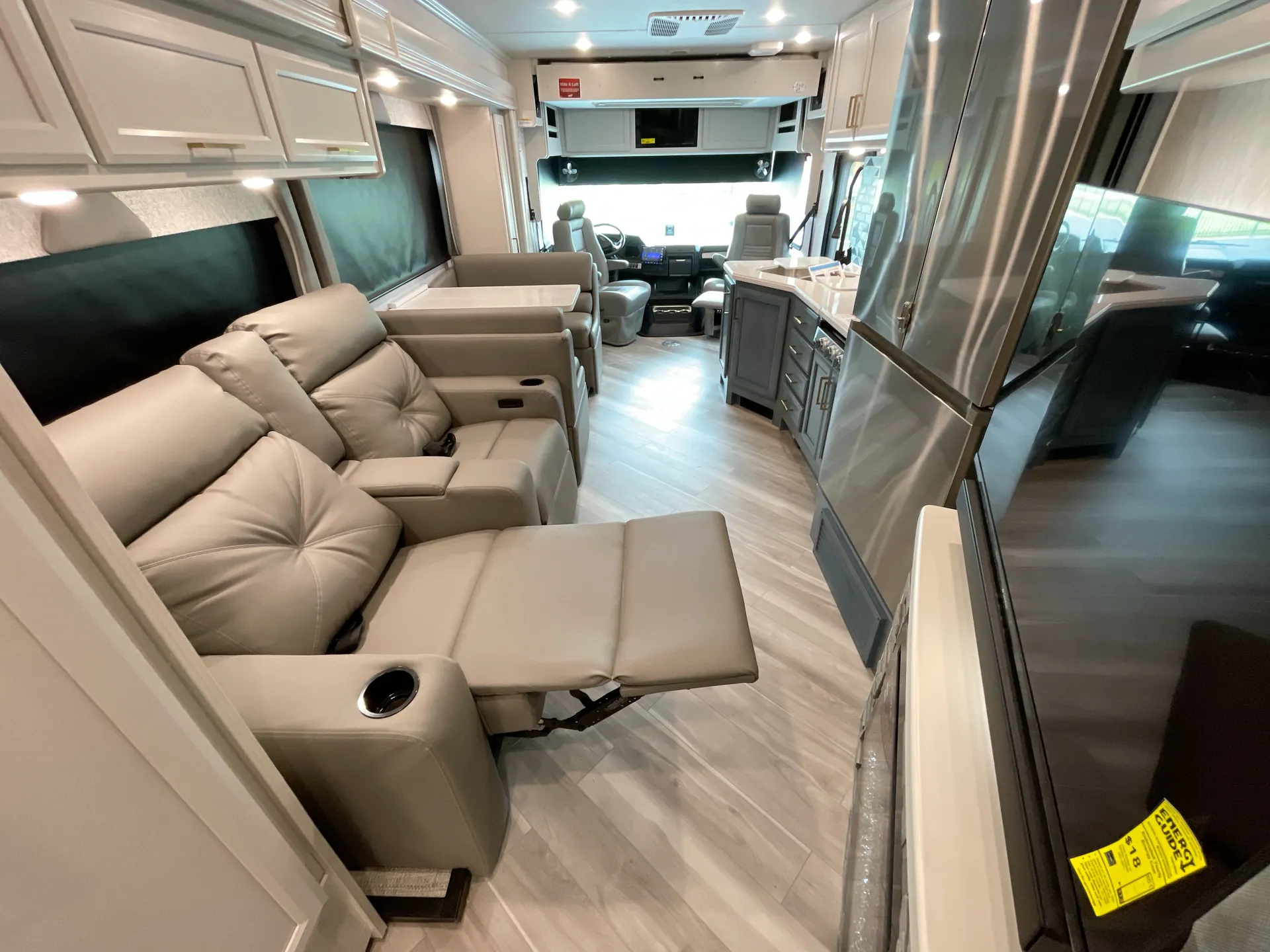 2026 fleetwood Bounder 36F — backside