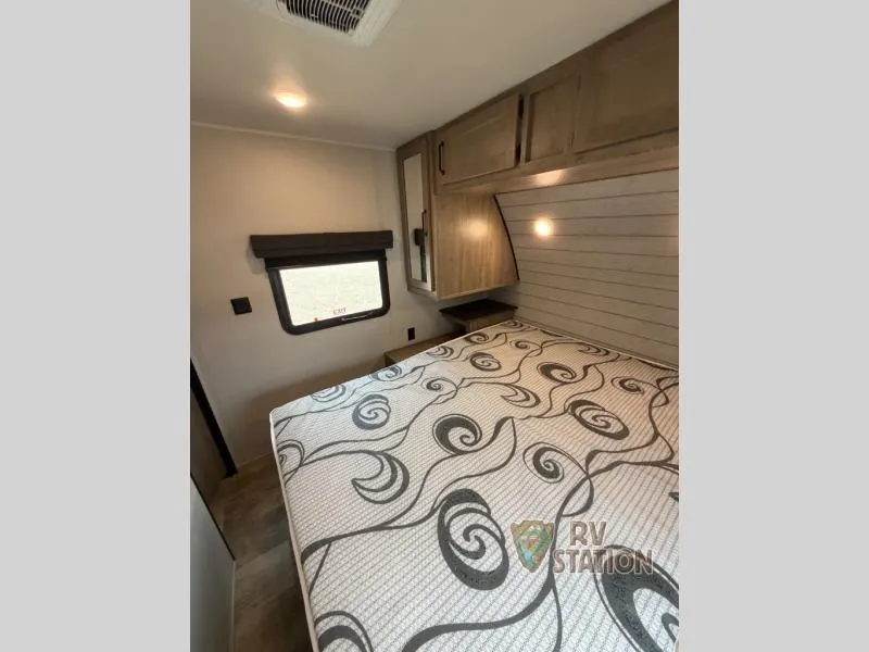 2025 Palomino Puma 28BHSS - Photo 4