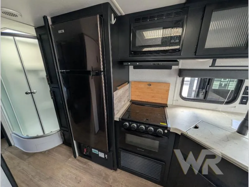 2021 Forest River Cherokee Grey Wolf 23MK - Photo 4