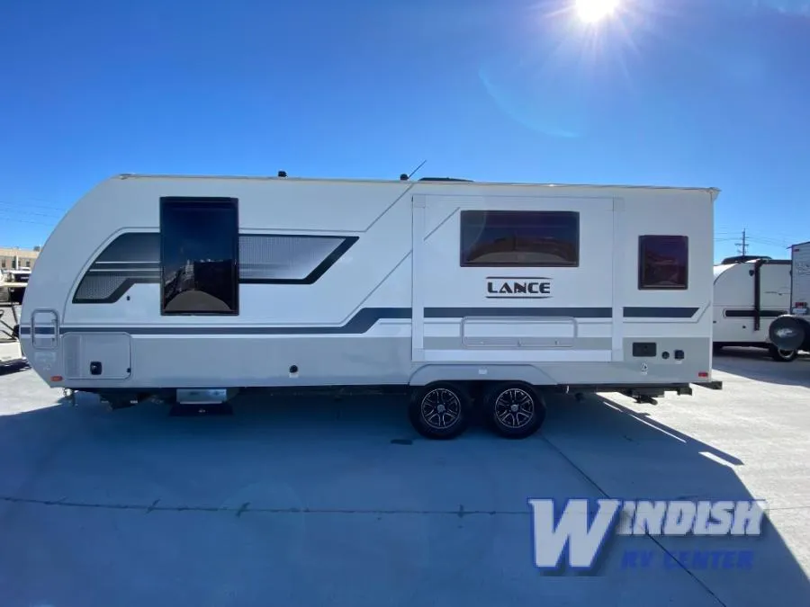 2022 Lance Lance Travel Trailers 2285 - Photo 3