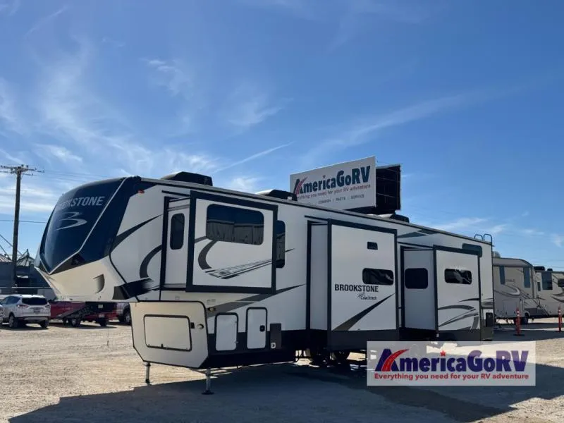 2024 Coachmen Brookstone 344FL - Photo 2