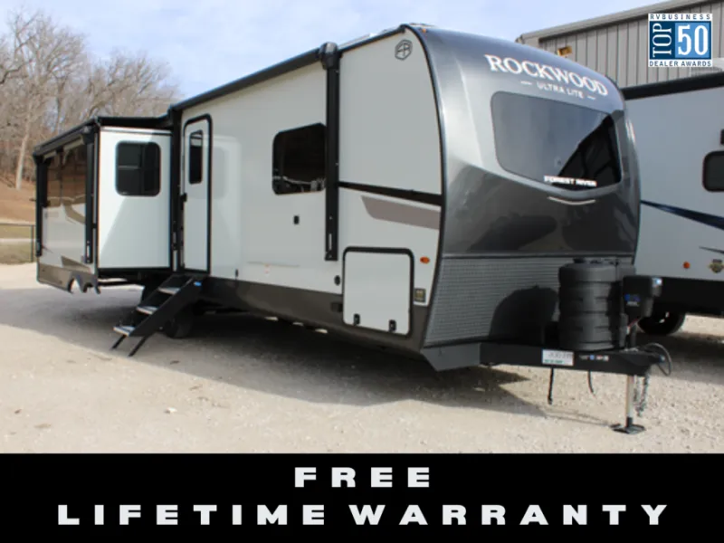 2026 Forest River Rockwood Ultra Lite 2906RL - Photo 2