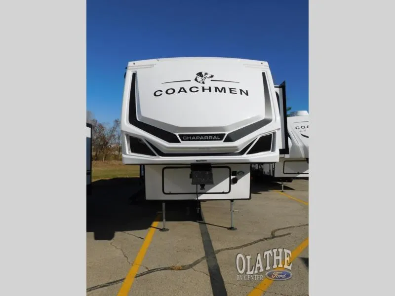 2026 Coachmen Chaparral 336TSIK - Photo 3