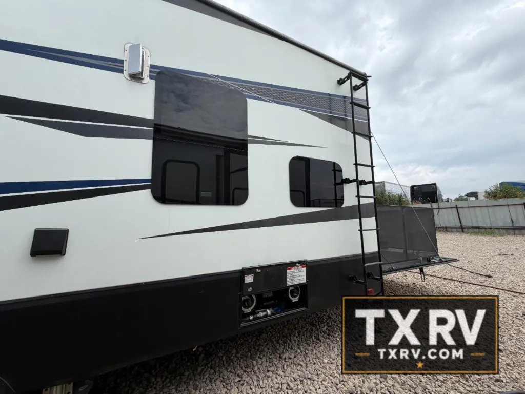 2018 Grand Design Momentum 351M, Photos photo 89
