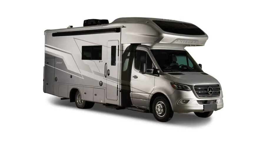 Qwest 25M CANADA exterior
