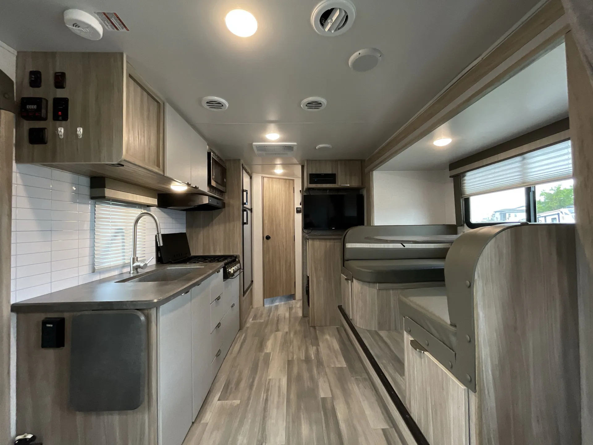 2021 Winnebago Micro Minnie 2306BHS — living area main