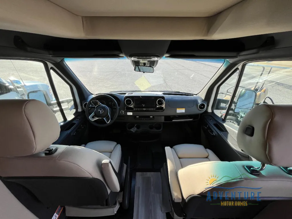 2025 Tiffin Wayfarer 25 XRW, Photos photo 6