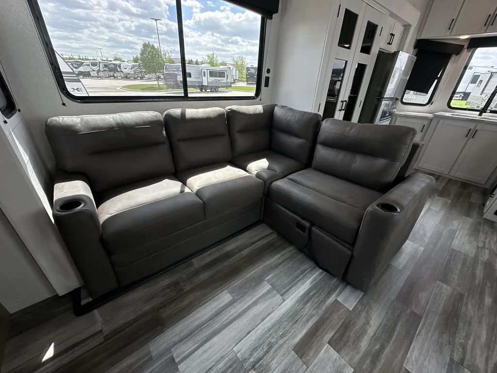 2026 Jayco Jay Flight Bungalow 404LOFT DS, Photos photo 33