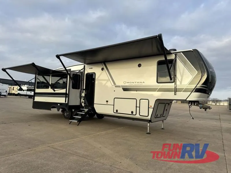 2026 Keystone Montana High Country 331RL - Photo 2