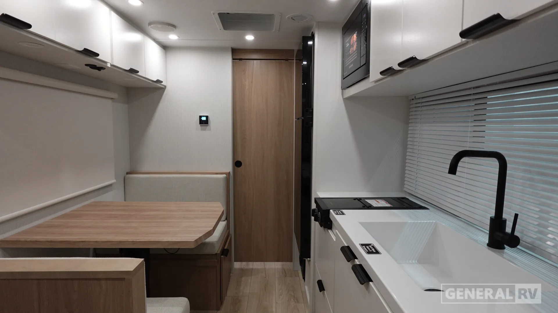 2027 Winnebago Micro Minnie 2000MRB - Photo 3