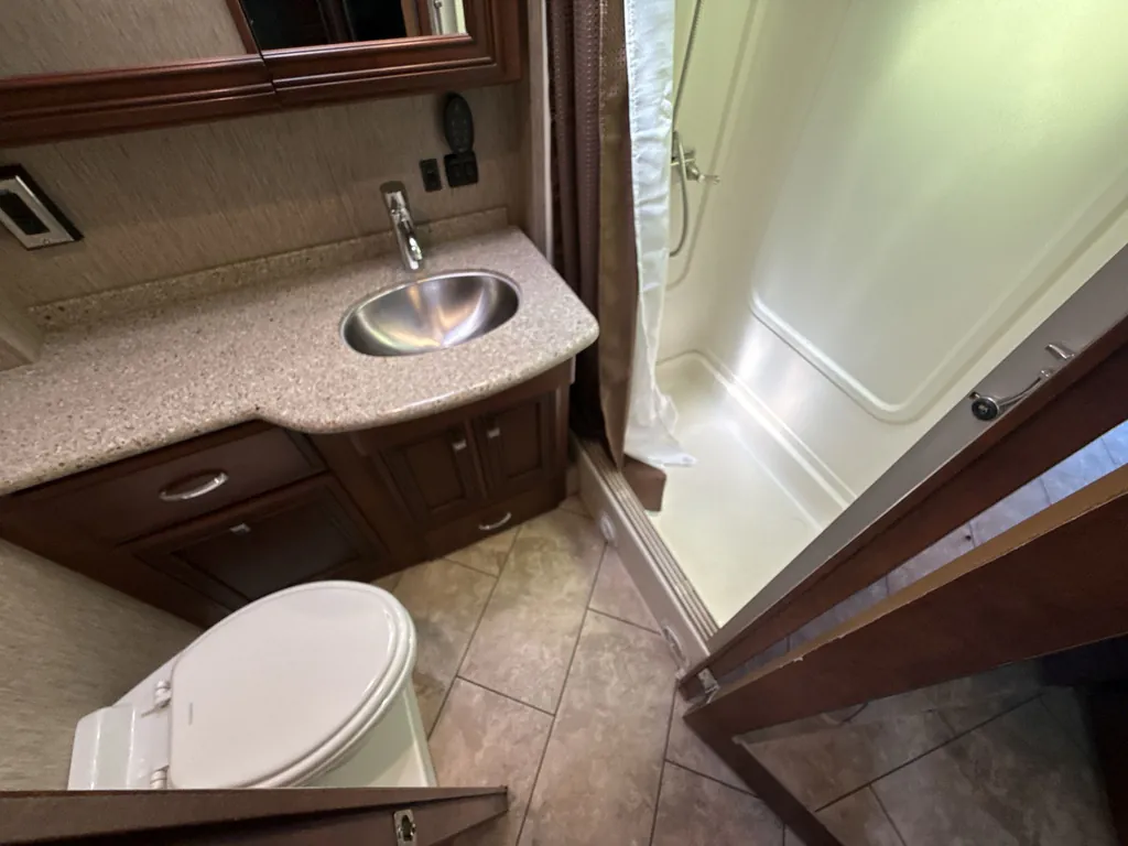2016 Newmar Bay Star 3518, Photos photo 37