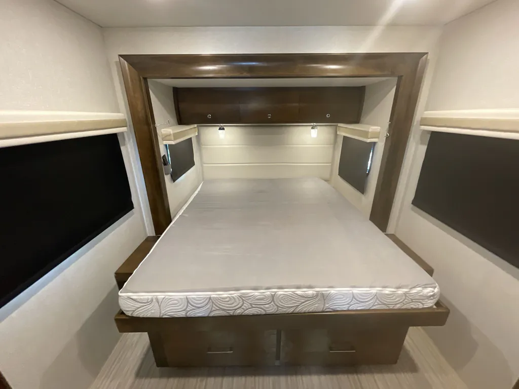 2018 Tiffin Wayfarer 24 BW, Photos photo 16