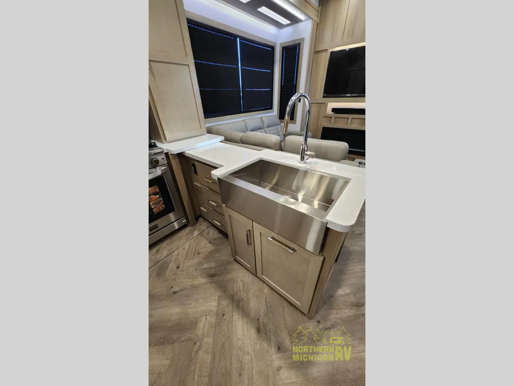 2026 Keystone Raptor 433, Photos photo 12