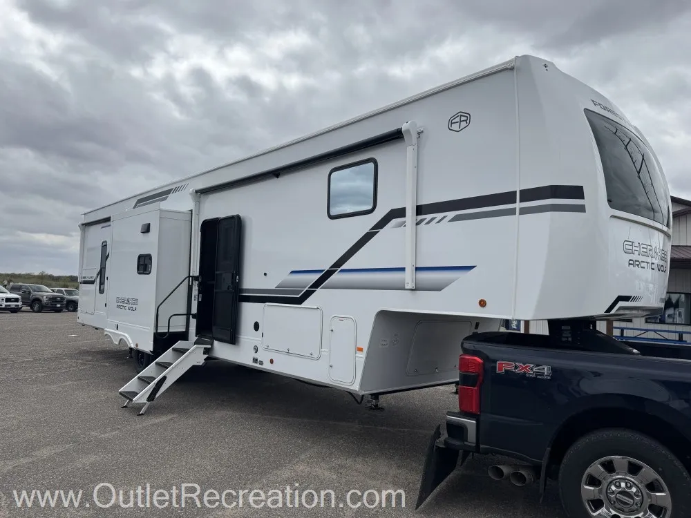2026 Forest River Cherokee Arctic Wolf 3750SUITE - Photo 2