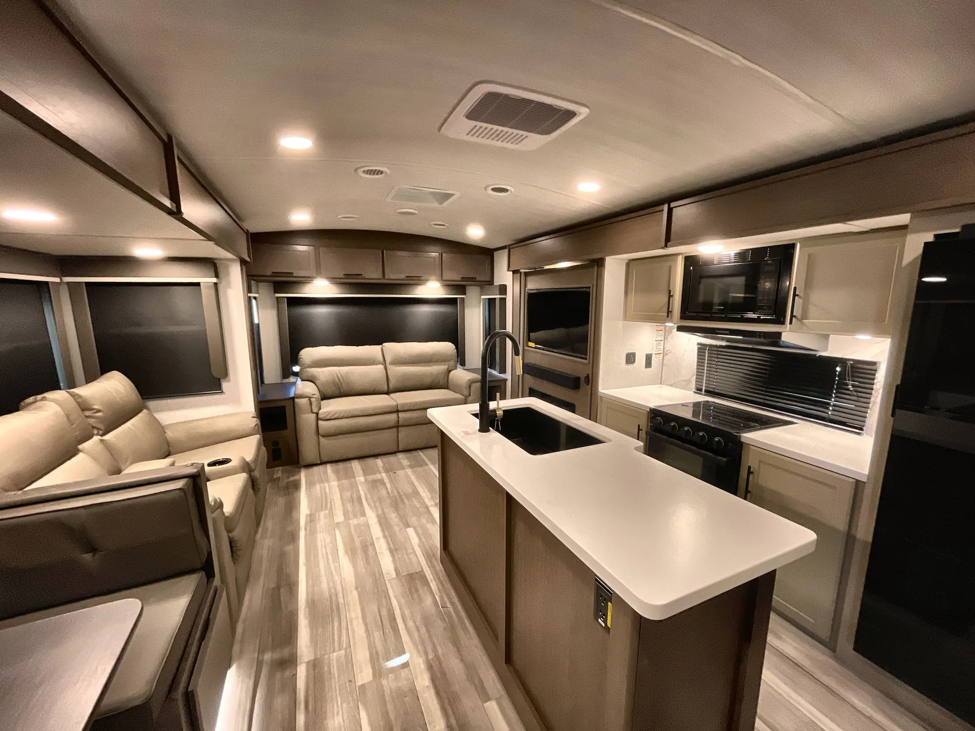 2026 Keystone Cougar Western 29RLWE dealer photo 2 from Camping World