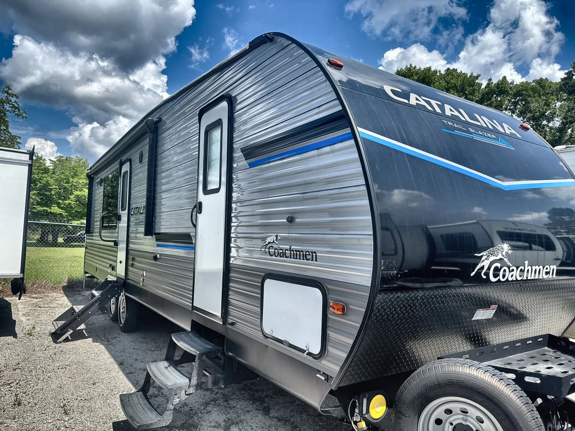2023 Coachmen Catalina Trail Blazer 30THS - Photo 2