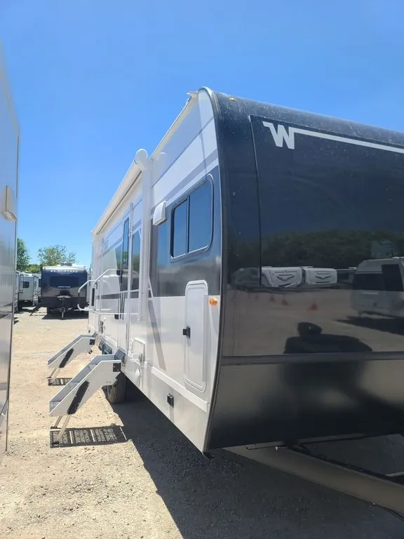 2026 Winnebago THRIVE 26FKD - Photo 2