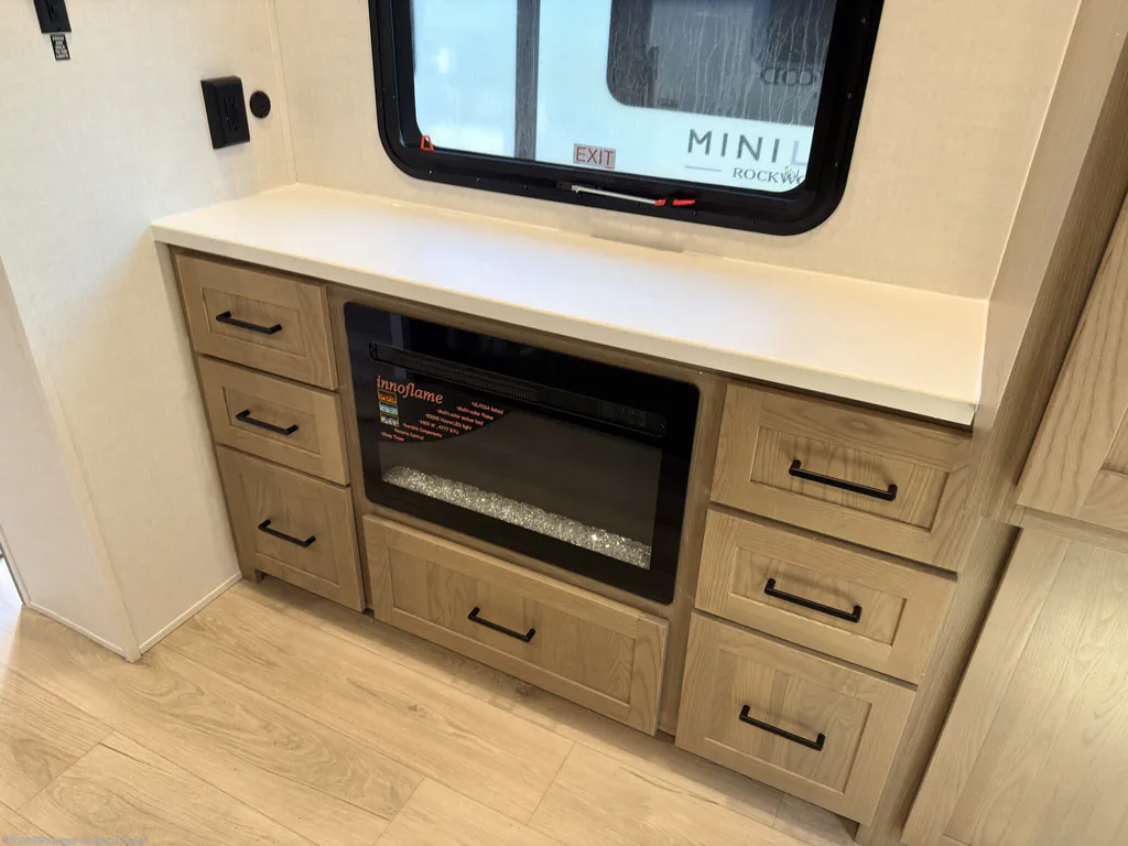 2027 Forest River Rockwood Ultra Lite 2623MBR, Photos photo 31