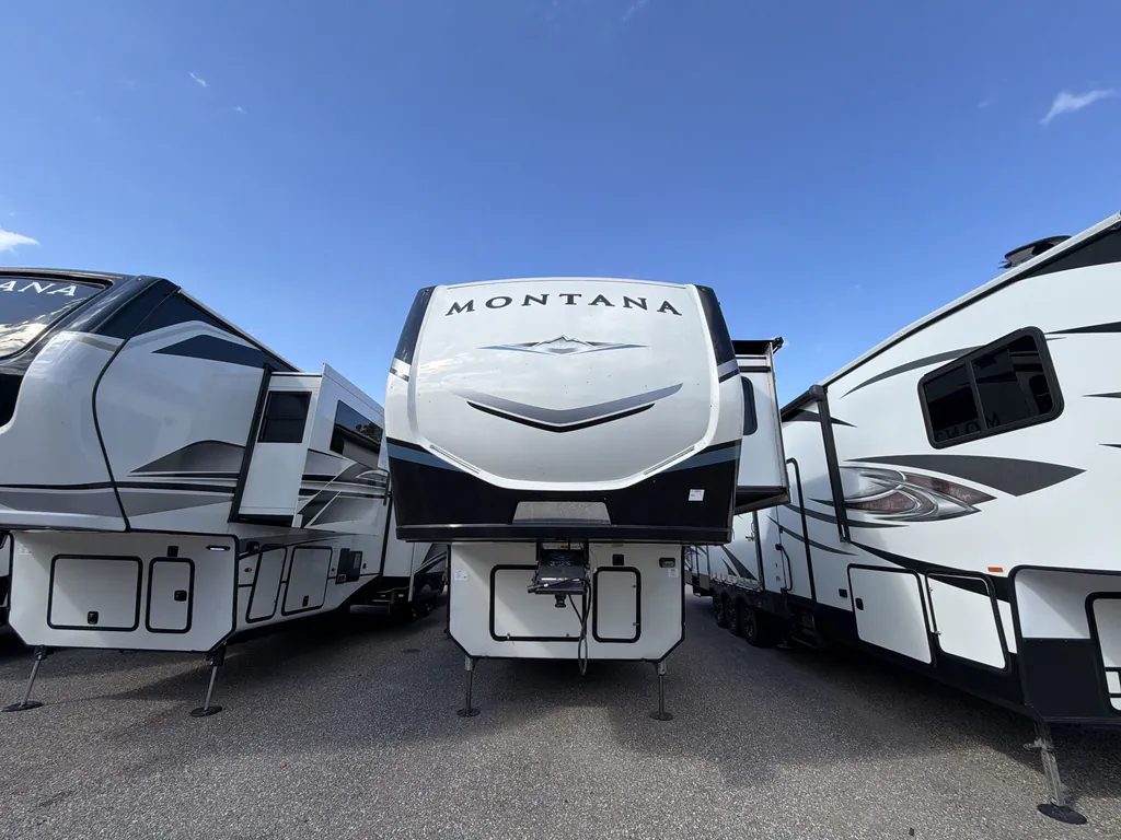 2021 Keystone Montana 3231CK, Photos photo 4